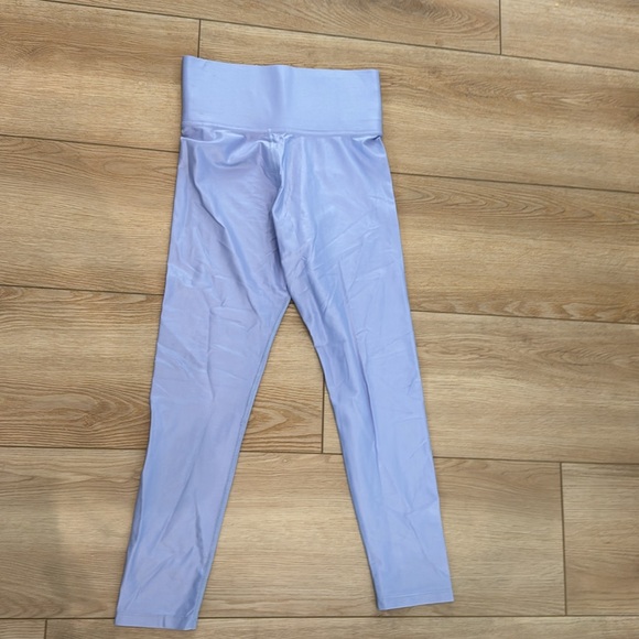 Carbon 38 NWOT SZ SMALL. - Picture 4 of 4